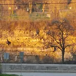 Your Oasis In Niagara Falls Canada